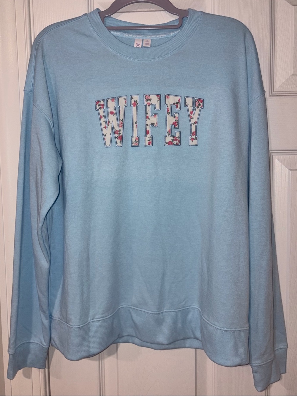 Light Blue 'Wifey' Floral Applique Crewneck Sweater